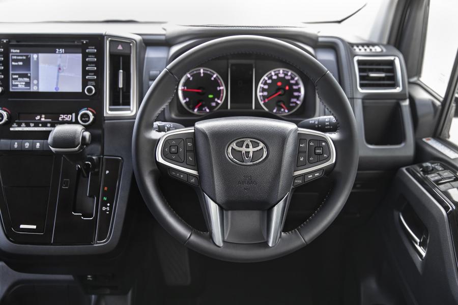Торпедо Toyota Granvia 2019 года  (AU) (фото 5 из 14)